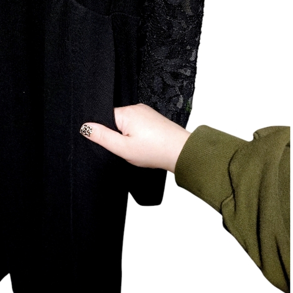 Torrid At The Knee Jersey Lace Sleeve Mock Neck Skater Dress Womens Plus Size 1X - Picture 11 of 13